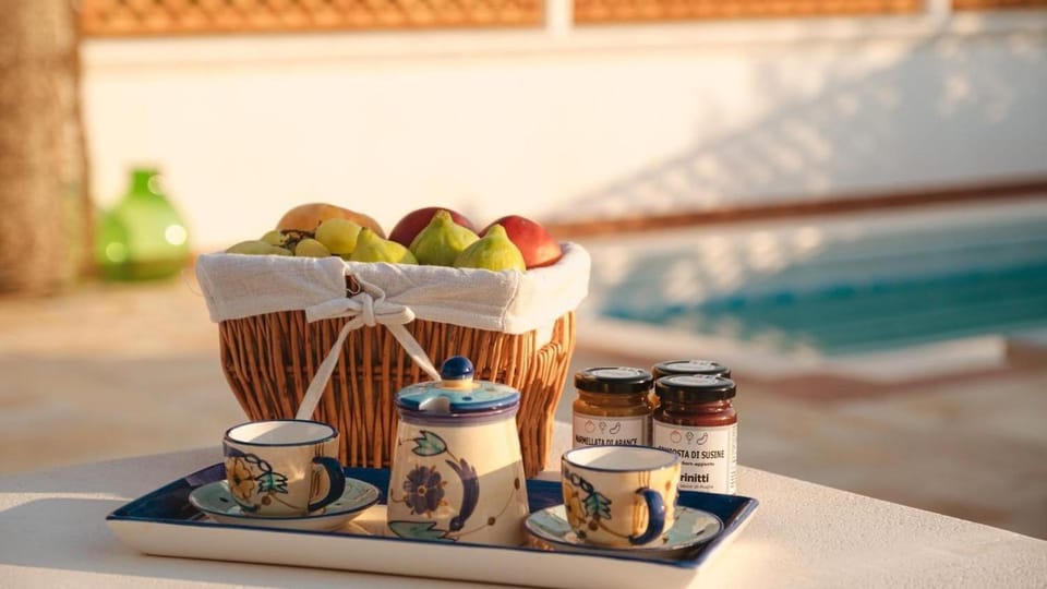 Day, Food, Pool view, Swimming pool, Breakfast