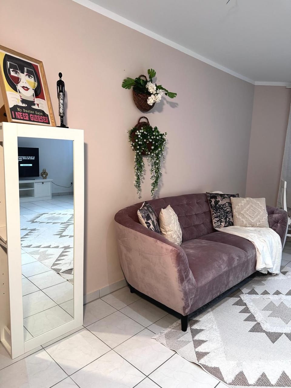 Living room, Seating area