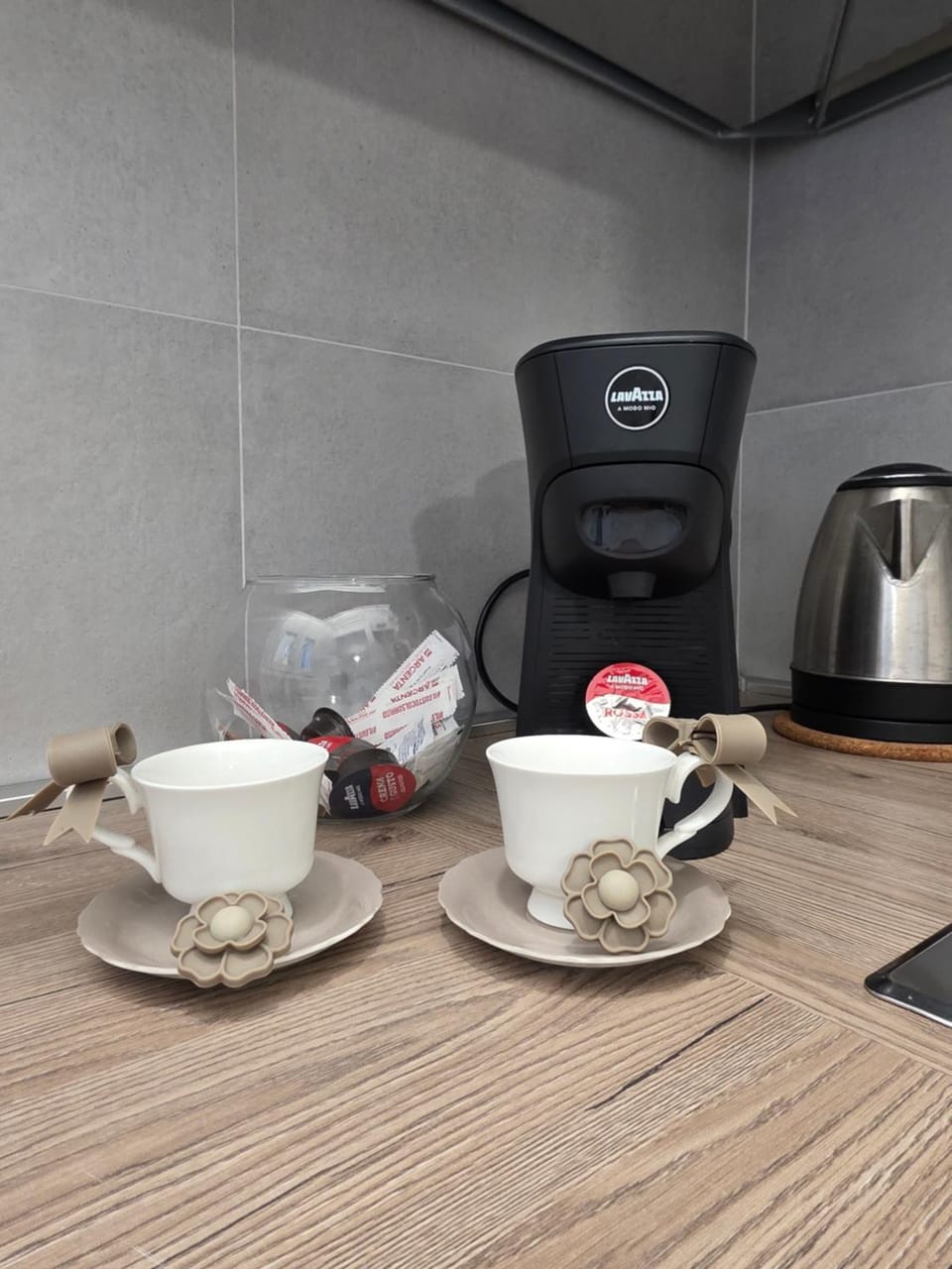 Coffee/tea facilities, Kitchen or kitchenette