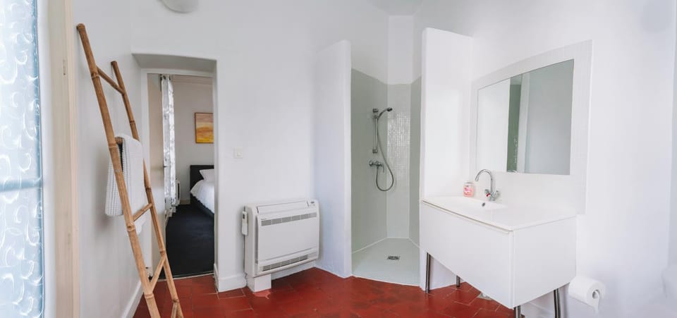 Demeure & Confort by Les Demeures de Rachel Apartment in Nimes