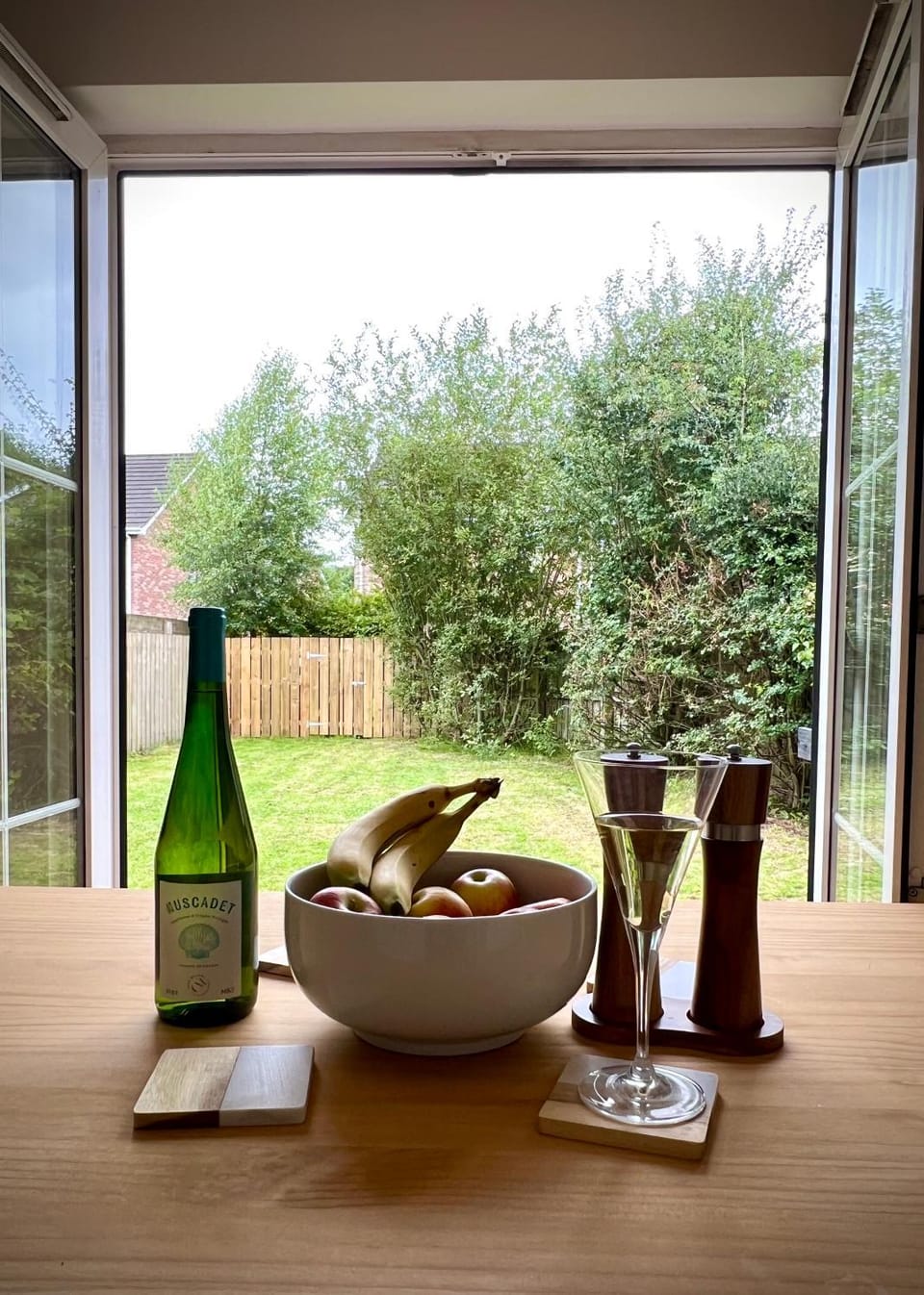 Dining area, Garden view