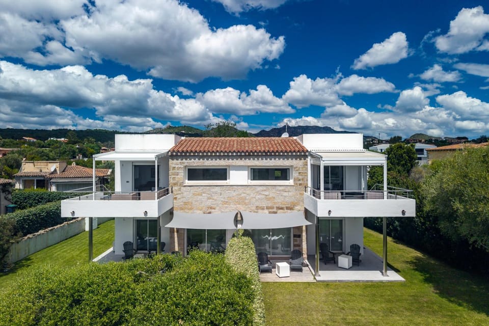 Property building, Day, Natural landscape