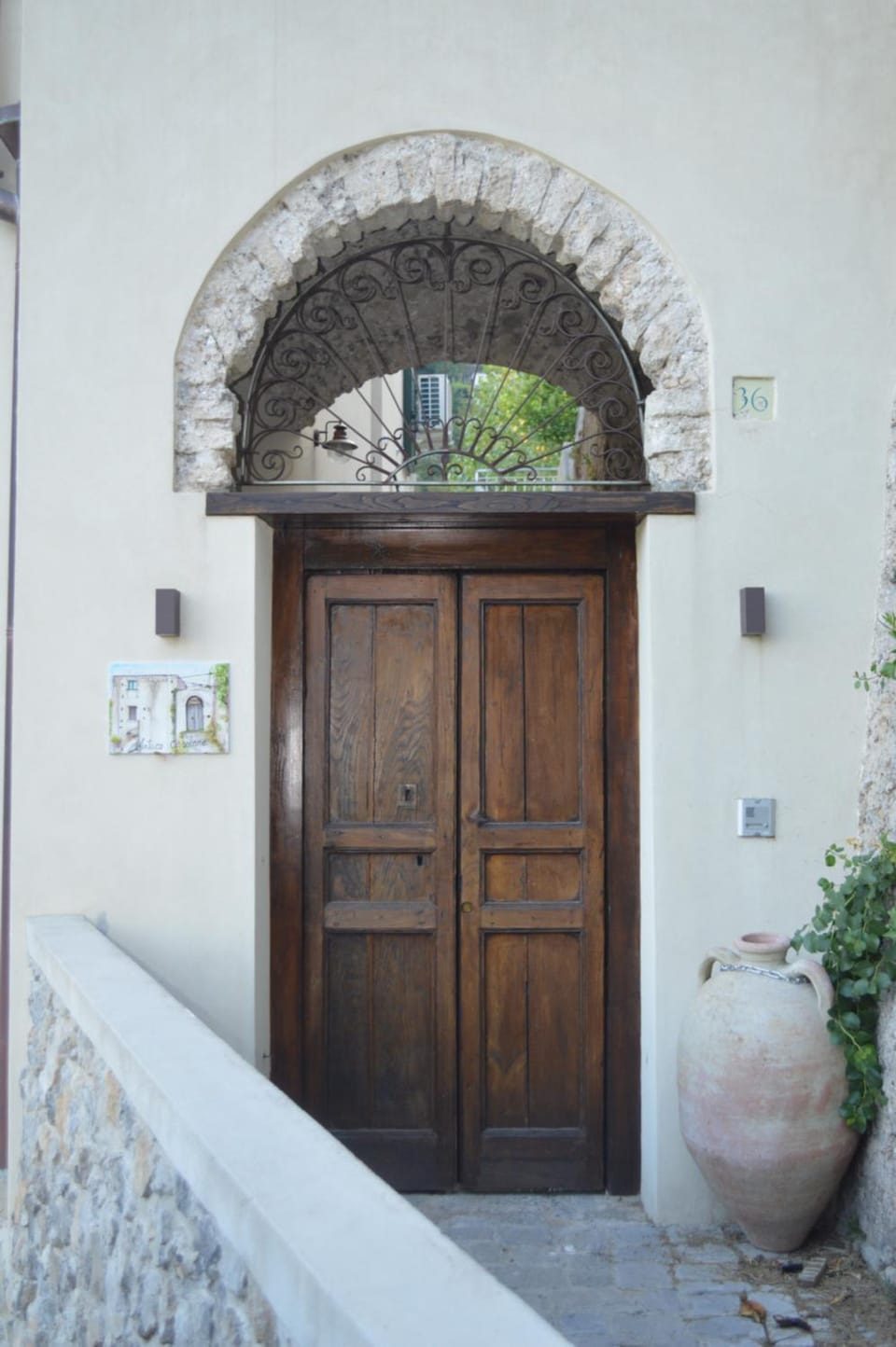 Facade/entrance, Facade/entrance