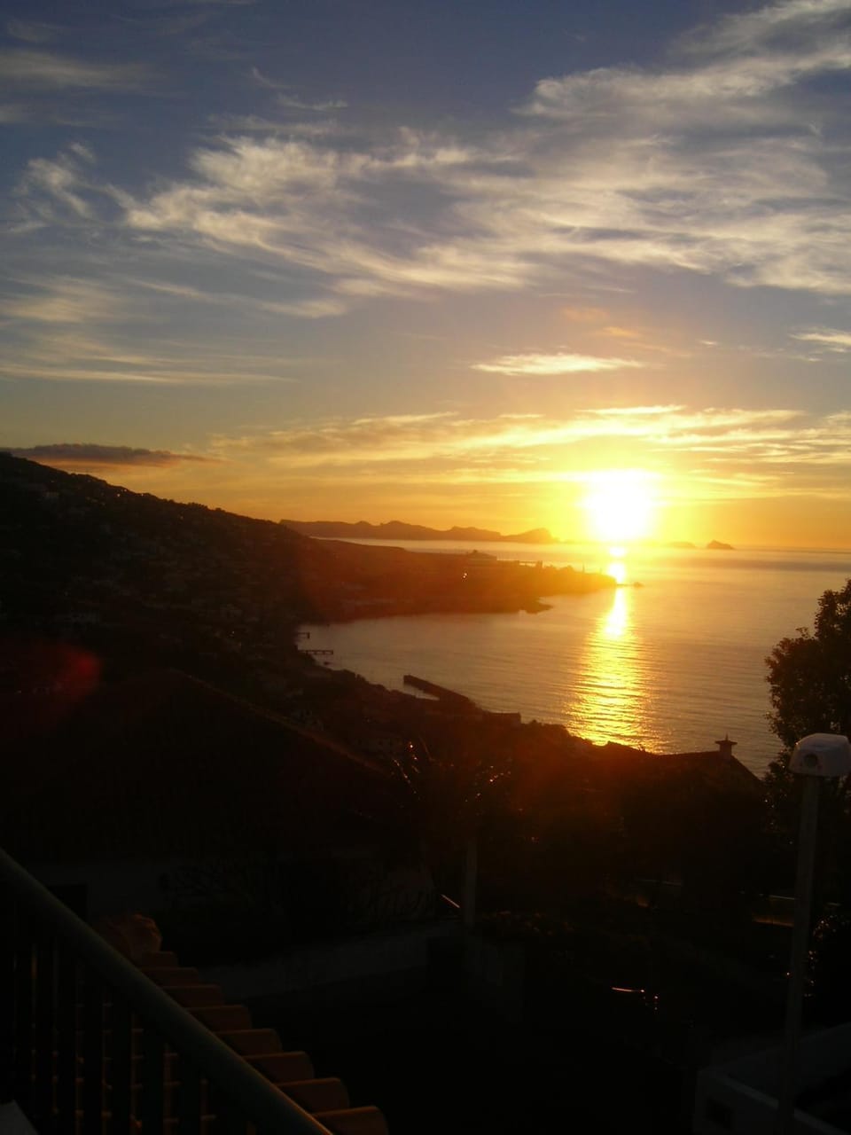 Residencia ANA Piso Um 1 Bed and Breakfast in Madeira District