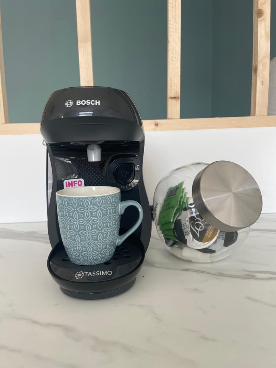 Coffee/tea facilities