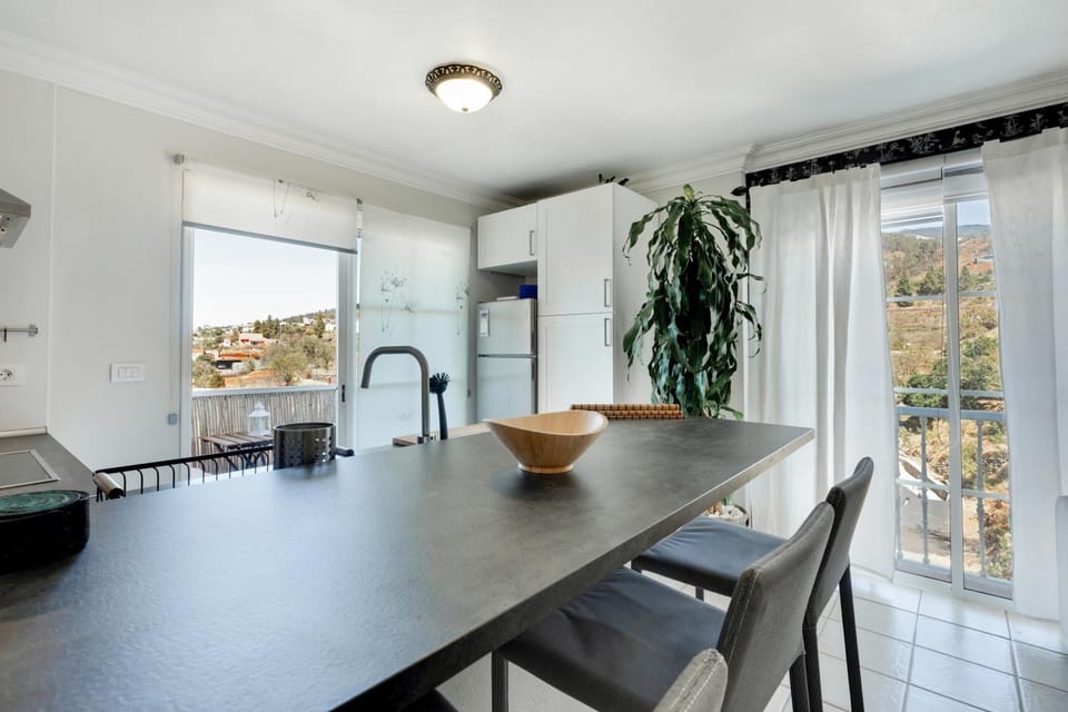 Property building, Kitchen or kitchenette, Living room