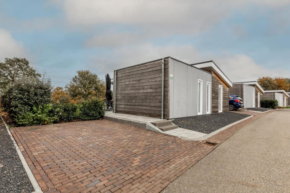 Ravenbosch Chalet in Limburg (province)