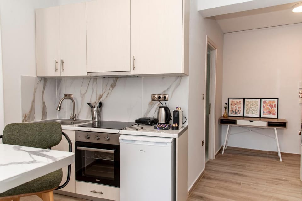 Coffee/tea facilities, Kitchen or kitchenette, toaster