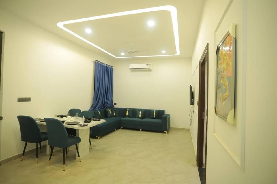 Snowdrop Home Luxury 2BHK Spacious Apt Apartment in Udaipur