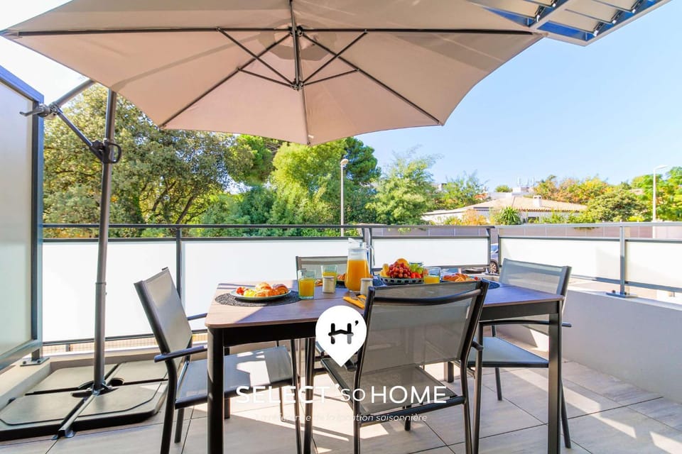 Patio, Spring, Day, View (from property/room), Balcony/Terrace, Dining area