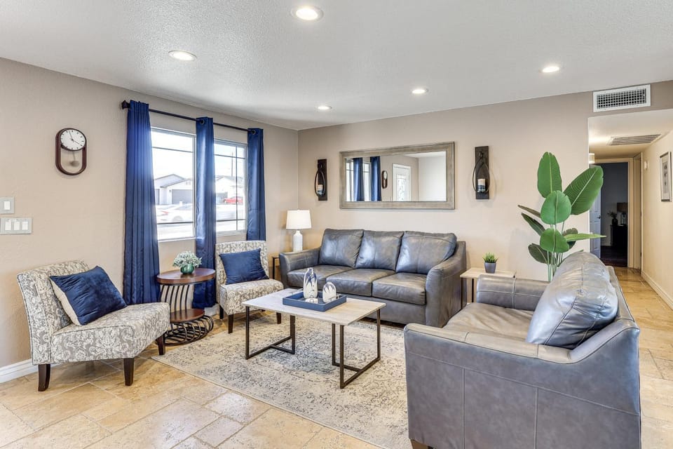 ~ 5 Mi to Lake Havasu: Family Home w/ Fenced Yard! House in Lake Havasu City