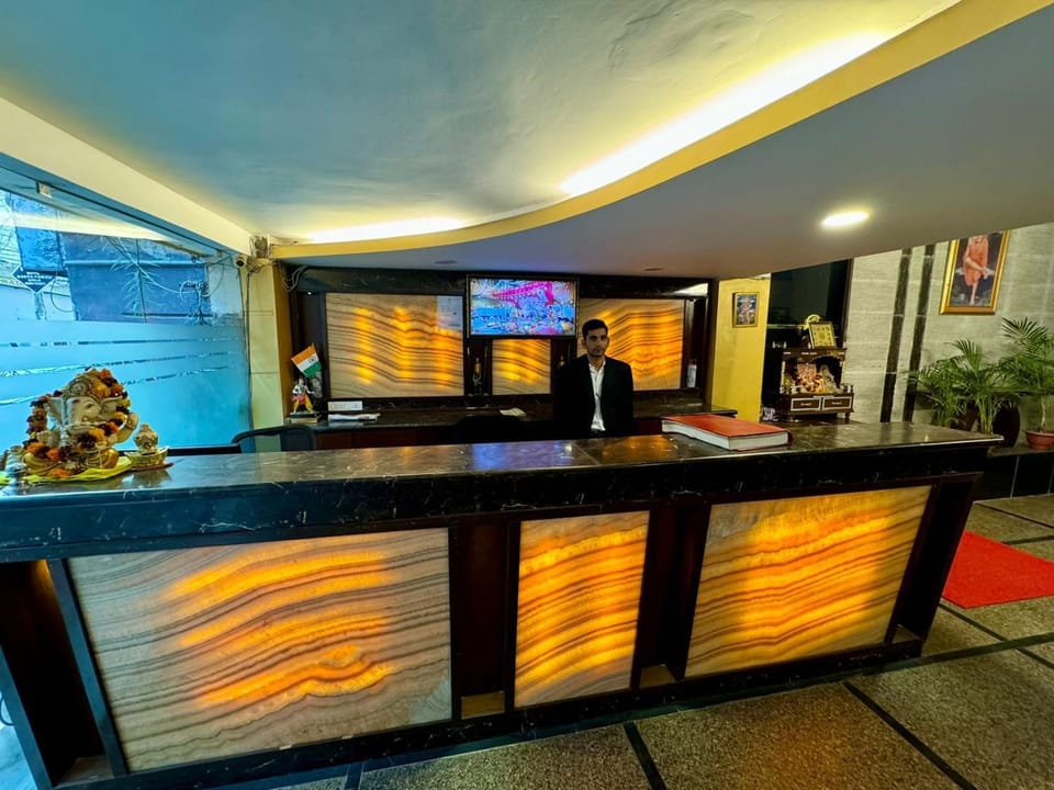 Hotel Vista Inn, Karol Bagh New Delhi - Budget Friendly Comfortable Stay Hotel in New Delhi