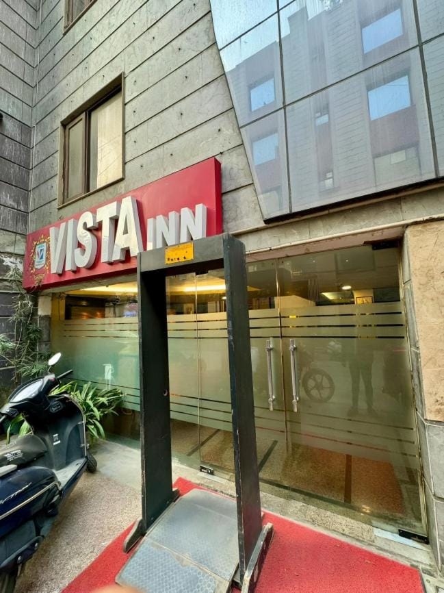 Hotel Vista Inn, Karol Bagh New Delhi - Budget Friendly Comfortable Stay Hotel in New Delhi