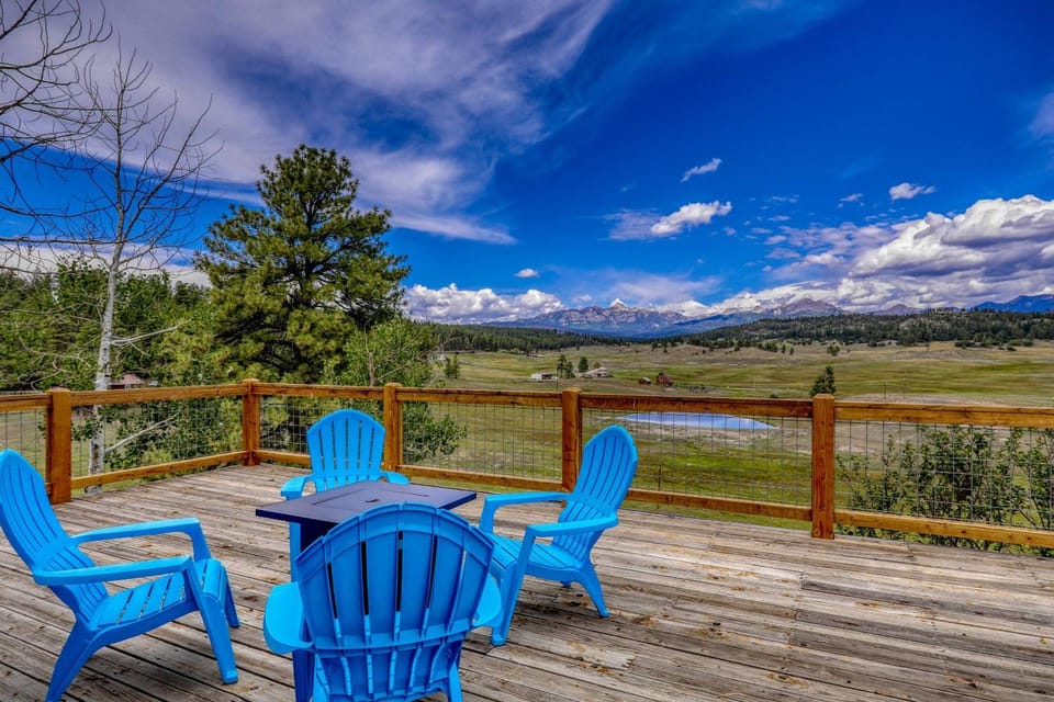 1427 CR 400 ("Swiss Summit Pagosa") House in Pagosa Springs
