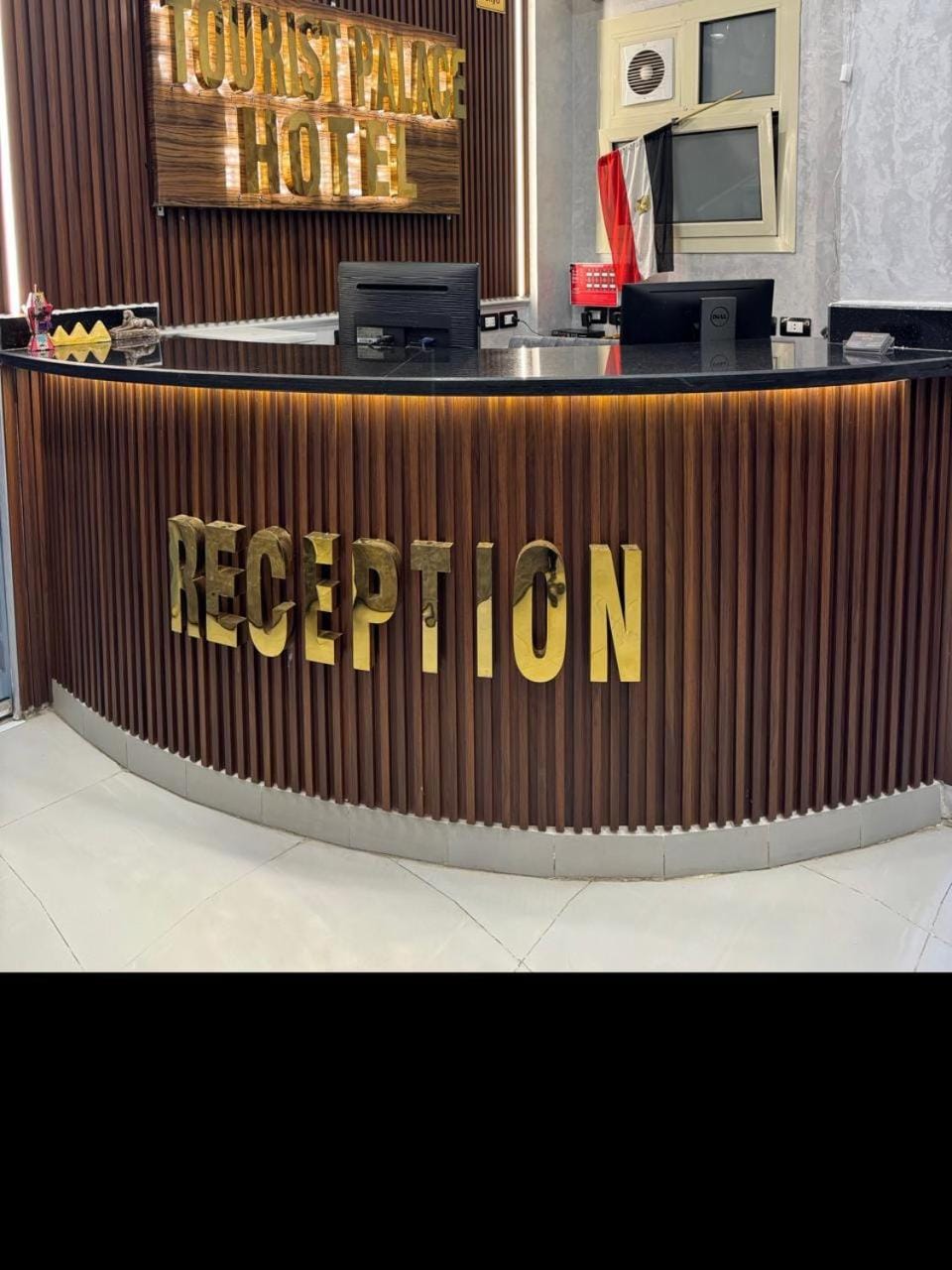 Lobby or reception, Logo/Certificate/Sign