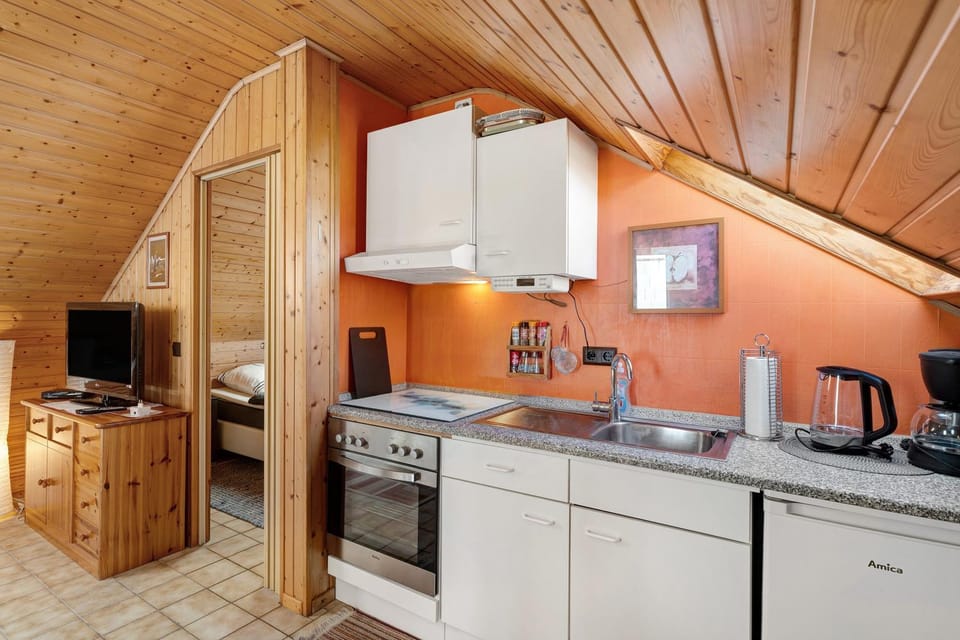 Property building, Kitchen or kitchenette, Living room