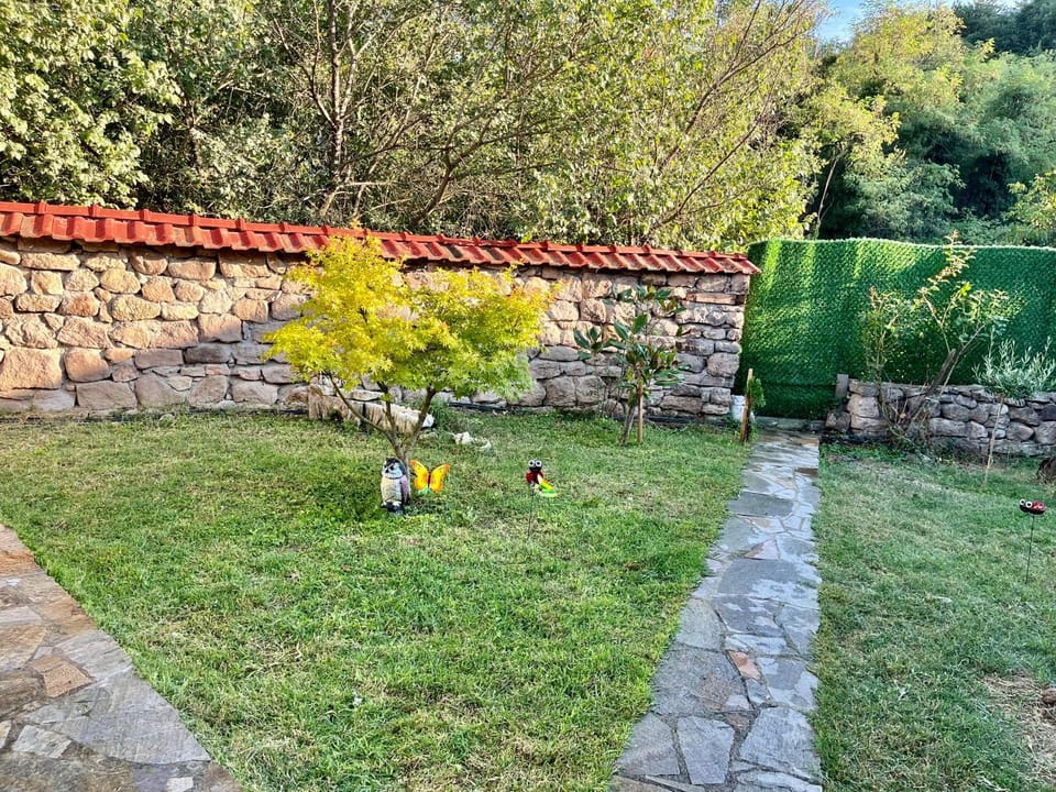 Garden, Garden view