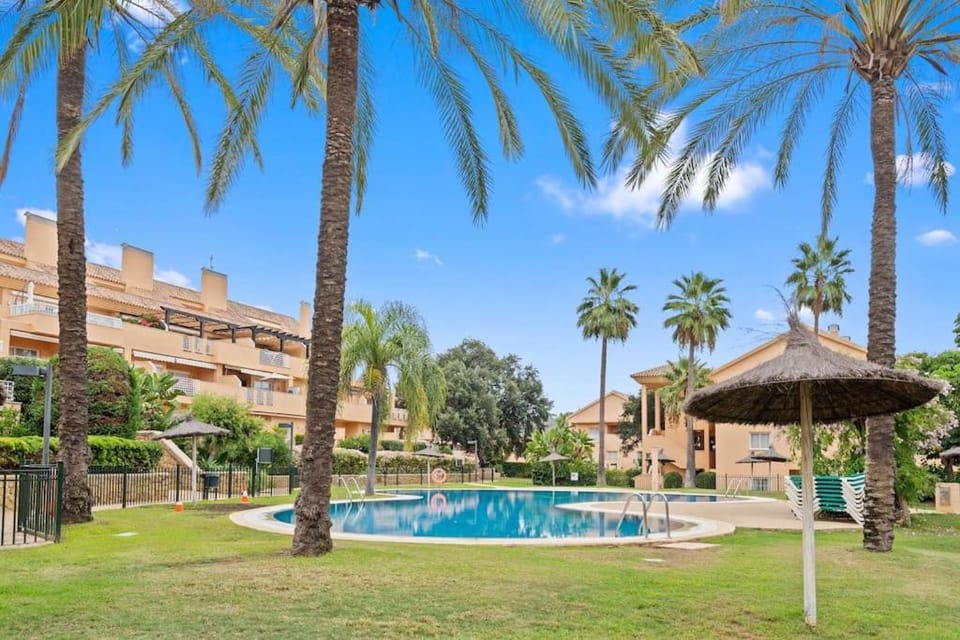 Gorgeous 3 bedroom Santa Maria Golf RDR446 Apartment in Marbella