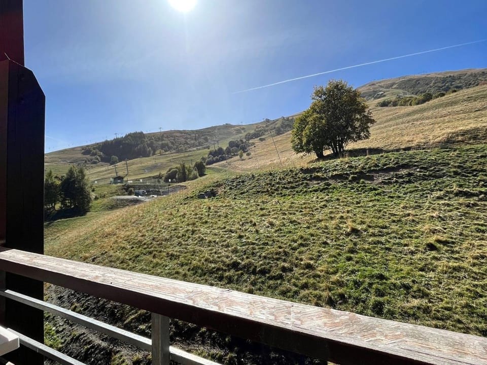 Appartement T3 spacieux, 6 pers, balcon sud, proche pistes - FR-1-267-276 Apartment in Villarembert