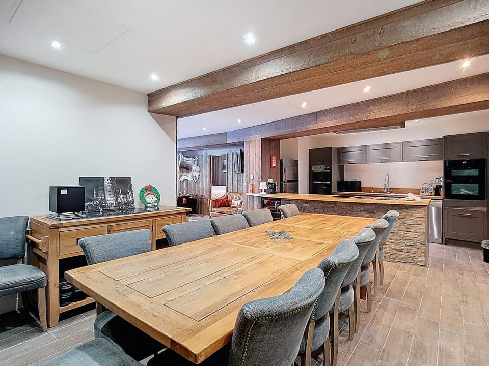 Appartement Rénové Centre Val d'Isère - 6 Pièces, 10 Pers, Parking - FR-1-518-160 Apartment in Val dIsere