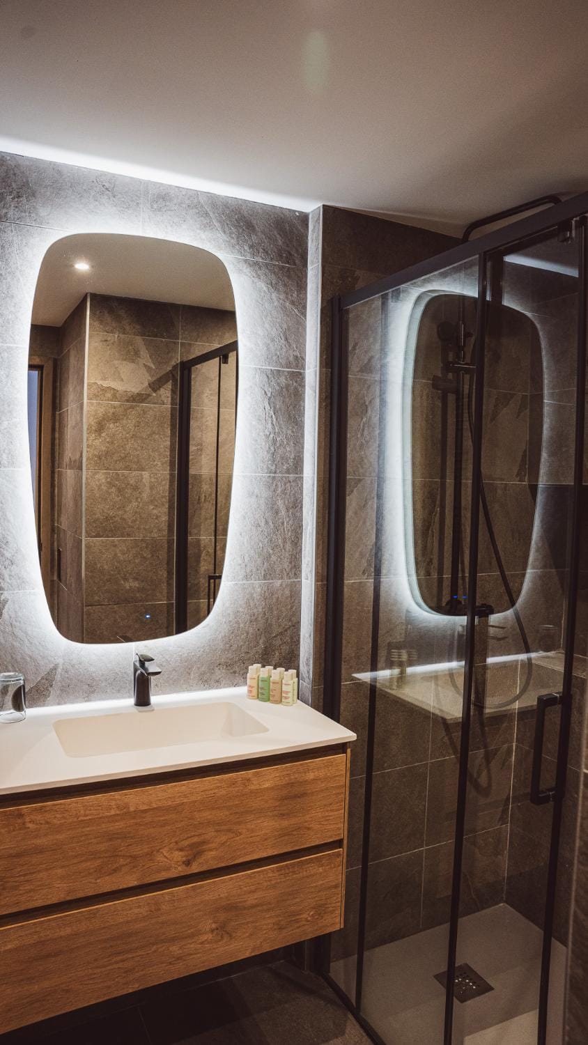 Shower, Bathroom
