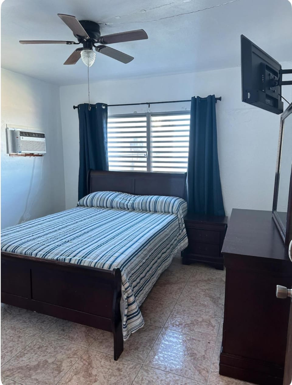 Beautiful ocean view la perla Apartment in San Juan