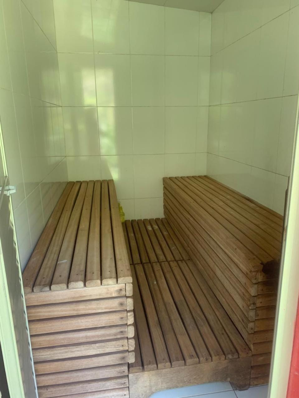 Sauna, Steam room