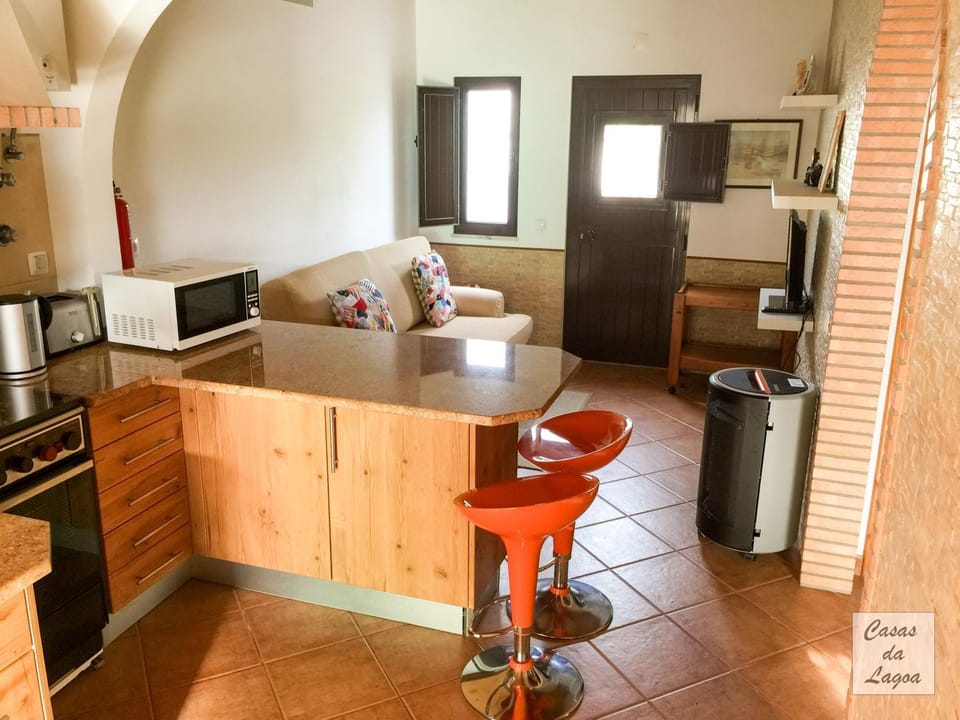Property building, Kitchen or kitchenette, Living room