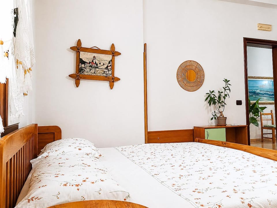 Guest house near historical center House in Vlorë