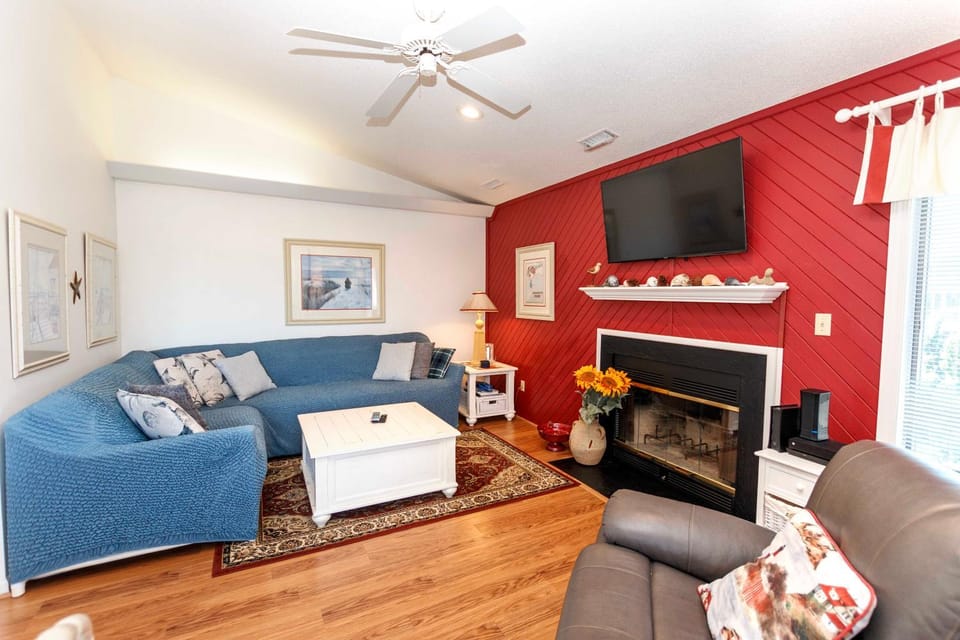 Oceanside, Hot Tub, Close to Ocean, 626, Casa Del Mar House in Corolla