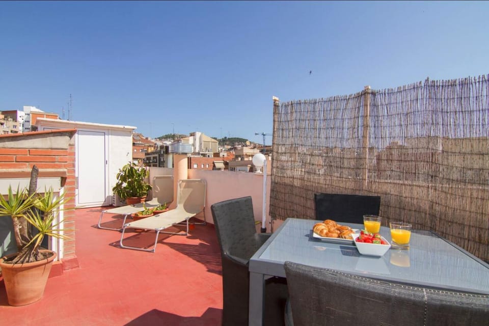 View (from property/room), Balcony/Terrace, sunbed