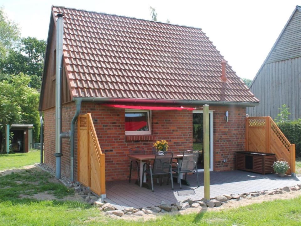 Property building, Summer