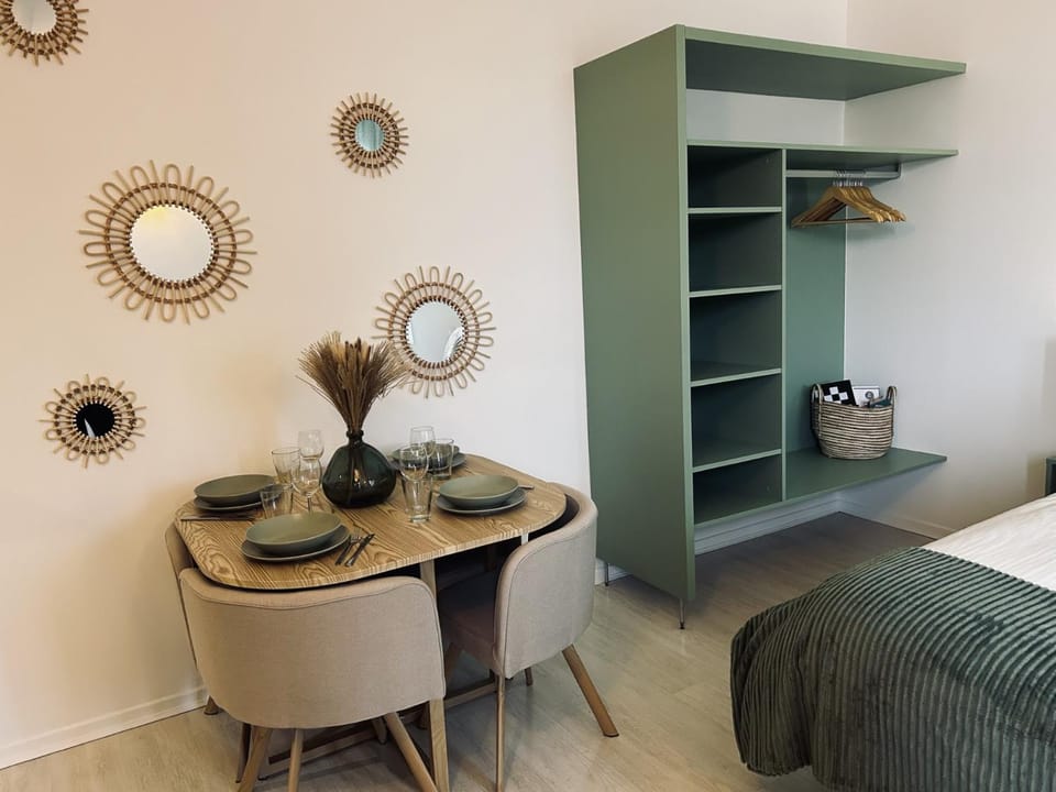 Seating area, wardrobe