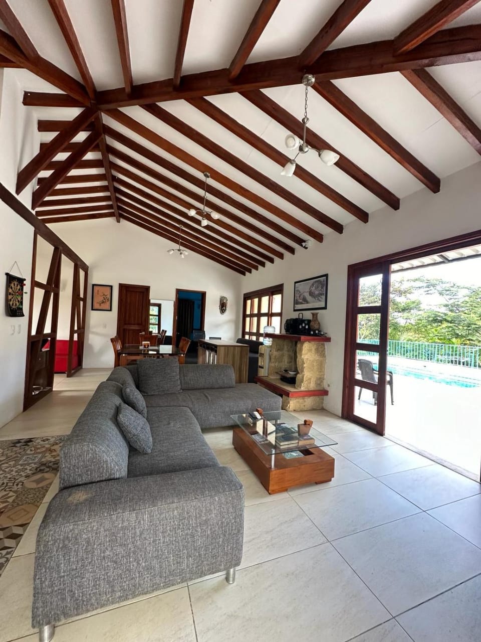 TV and multimedia, Living room, Seating area