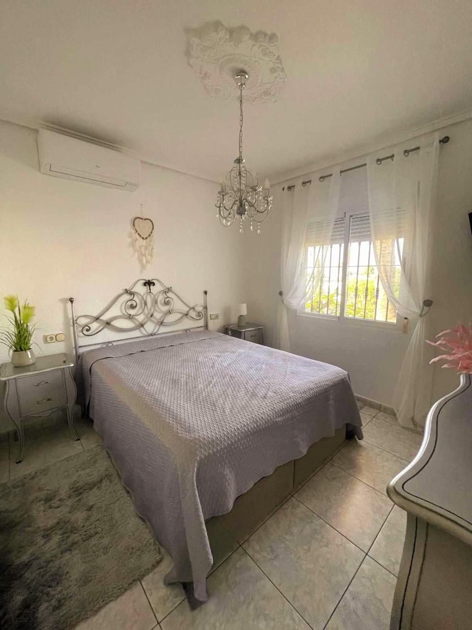 Casa Valdi, fantastic 4 bedroom house with private,heated swimming pool and barbecue House in Vega Baja del Segura