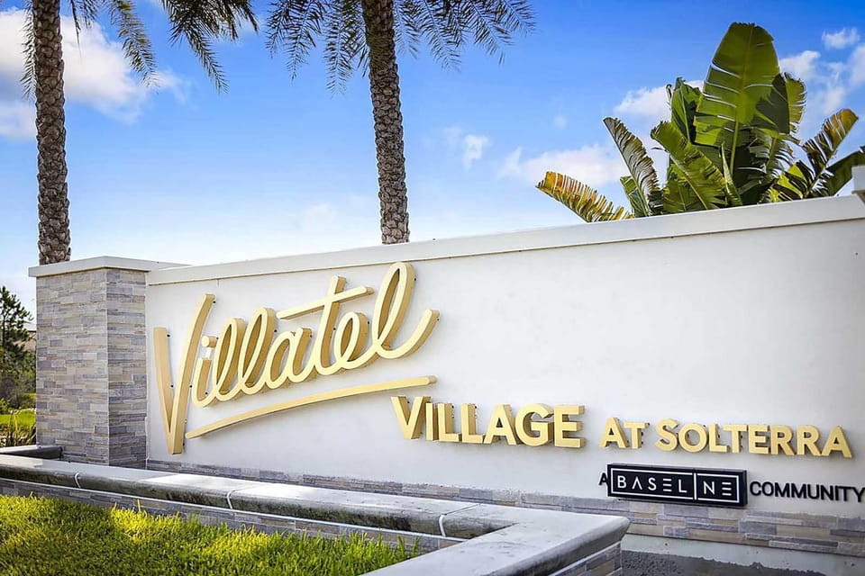 Mansion Near Disney - Arcade, Theater & Huge Pool Villa in Osceola County