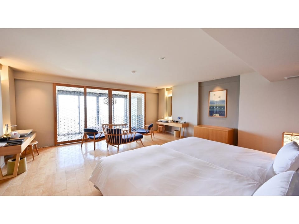 Beach Hotel Sunshine Ishigakijima - Vacation STAY 95046v Hotel in Okinawa Prefecture