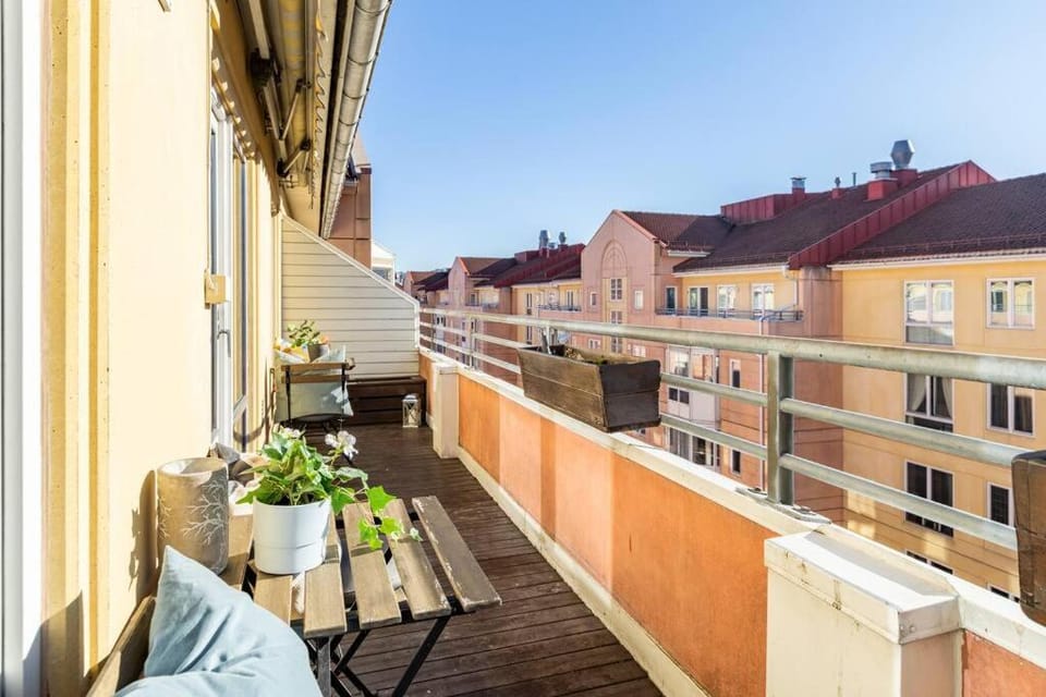 Best Location Central Station& Garage Parking Apartment in Oslo