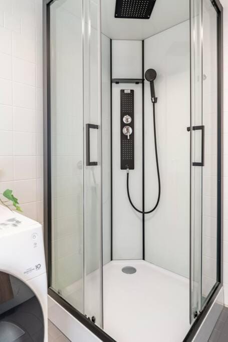 Best Location Central Station& Garage Parking Apartment in Oslo