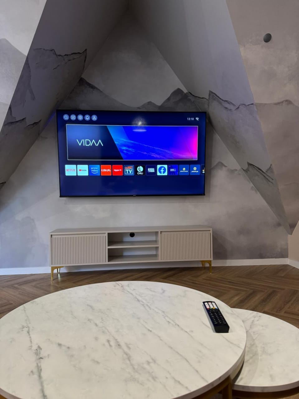 TV and multimedia, Evening entertainment