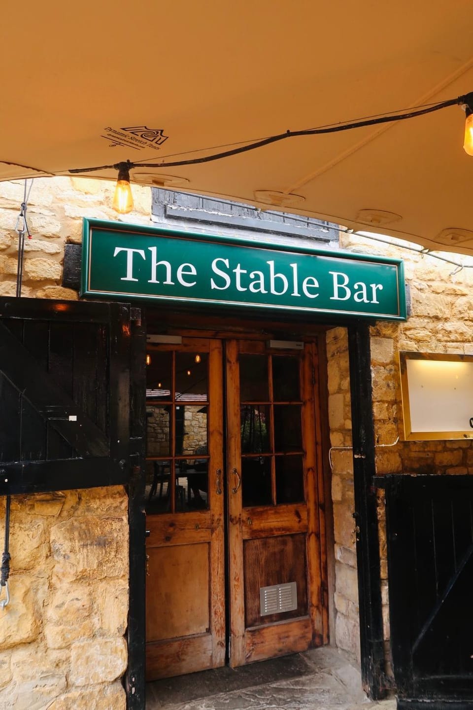 Property building, Food and drinks, Drinks