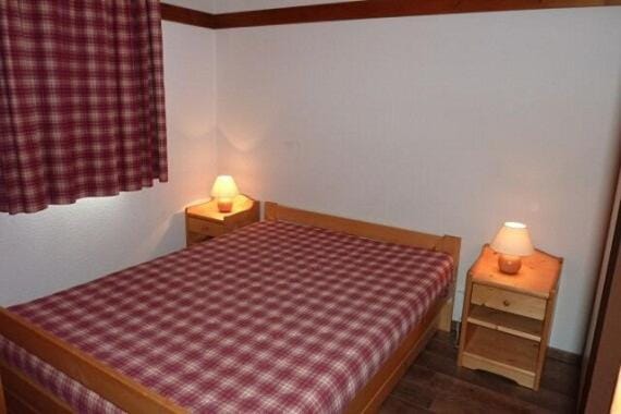 Résidence Reine Blanche - 2 PIECES 4 PERSONNES AVEC CHAMBRE AVEC BALCON SUD OUEST MAE-7621 Apartment in Les Allues