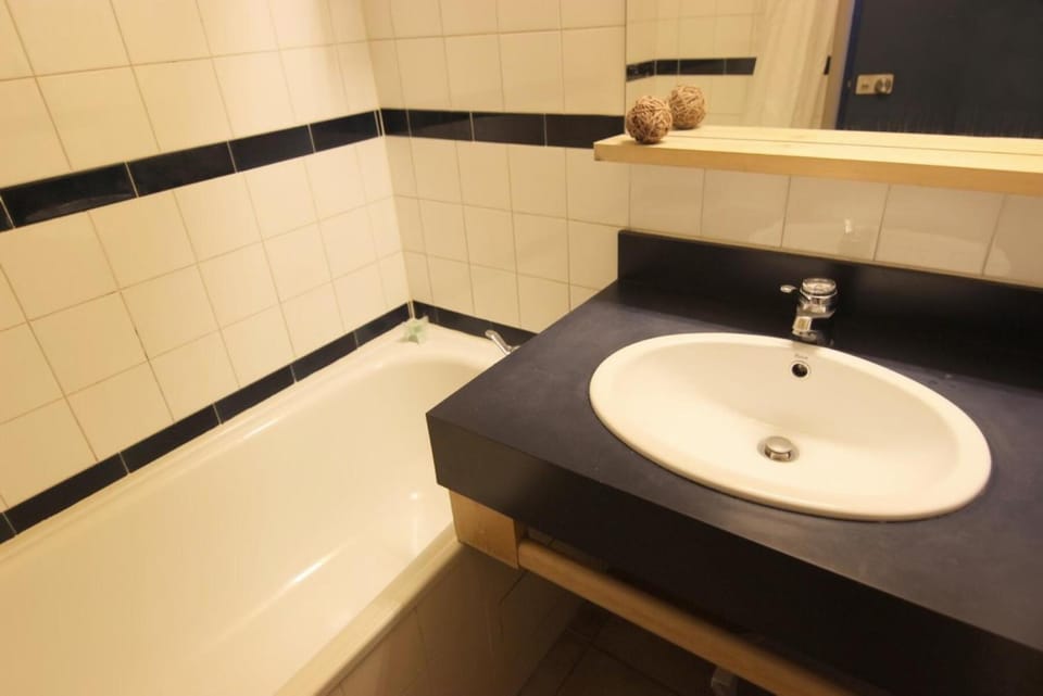 Résidence Eskival - ESKIVAL APPARTEMENT 35M² 4 PERS CENTRE STATION ACCES DIRECT SUR LES PISTES MAE-7717 Apartment in Val Thorens