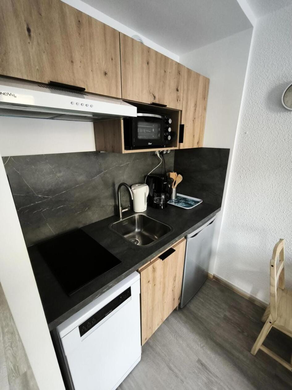 Résidence Roche Blanche - STUDIO 2 PERSONNES EN PLEIN CENTRE DE LA STATION MAE-7794 Apartment in Val Thorens