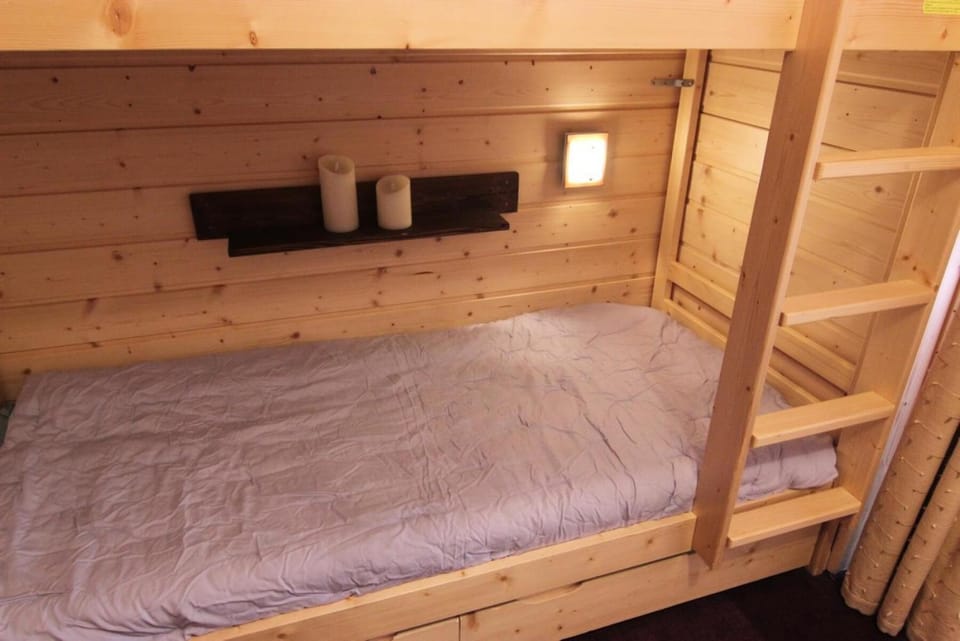 Résidence Glaciers - Appartement pour 4 personnes en haut de la station MAE-9884 Apartment in Les Allues