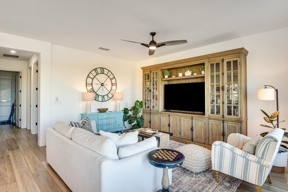 Oceanfront Flagler Beach Unit w/ Water Views! Apartment in Flagler Beach