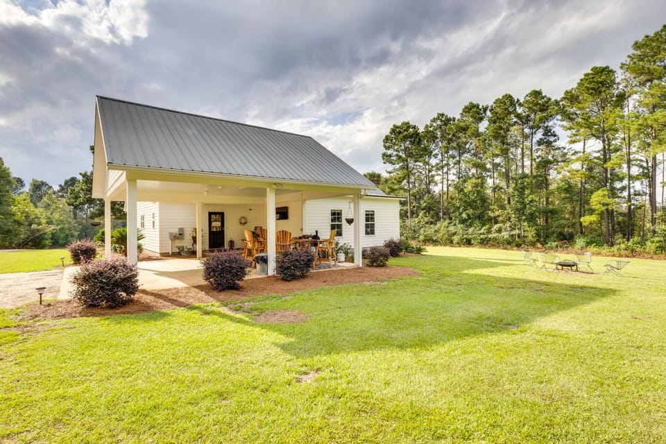 Georgia Countryside Home: 3 Mi to Wild Adventures! House in Georgia