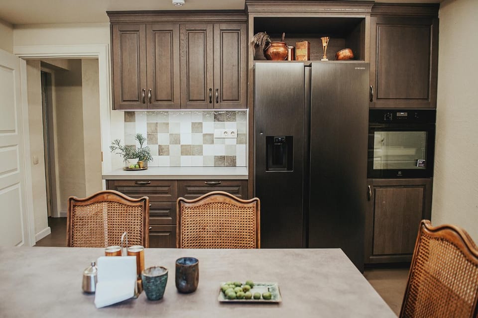 Kitchen or kitchenette, Kitchen or kitchenette