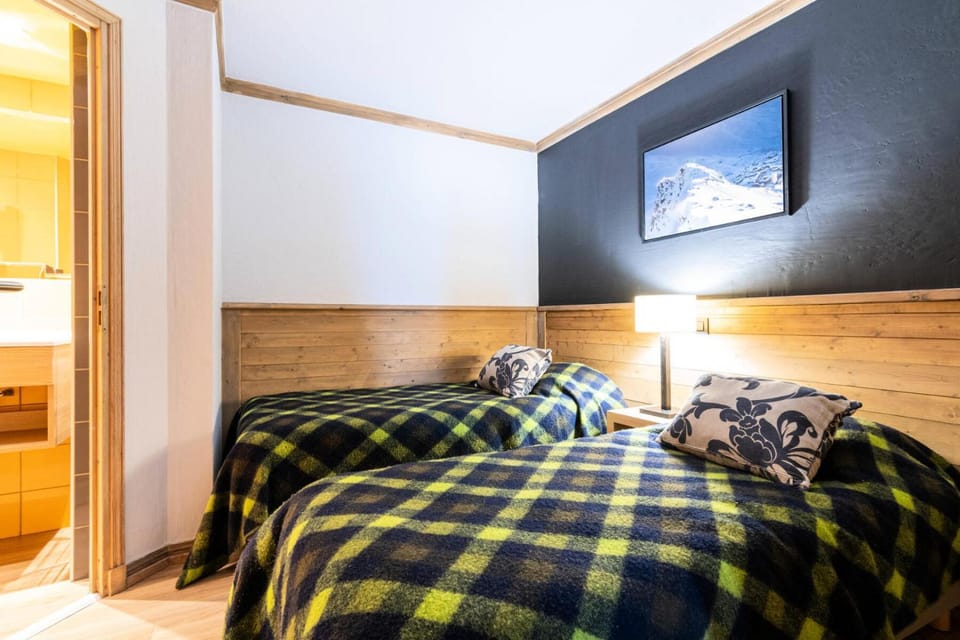 Chalet Mouflon - 5 Pièces pour 8 Personnes MAE-1741 Apartment in Les Allues
