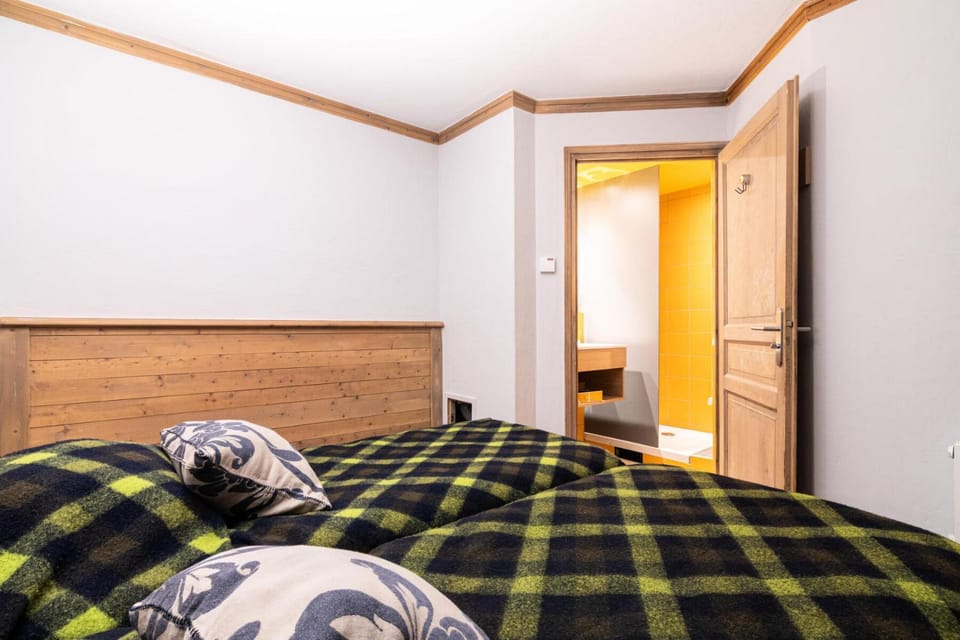 Chalet Mouflon - 5 Pièces pour 8 Personnes MAE-1751 Apartment in Les Allues